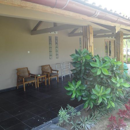 Villa Surga Sumbawa Sekongkang Eksteriør billede