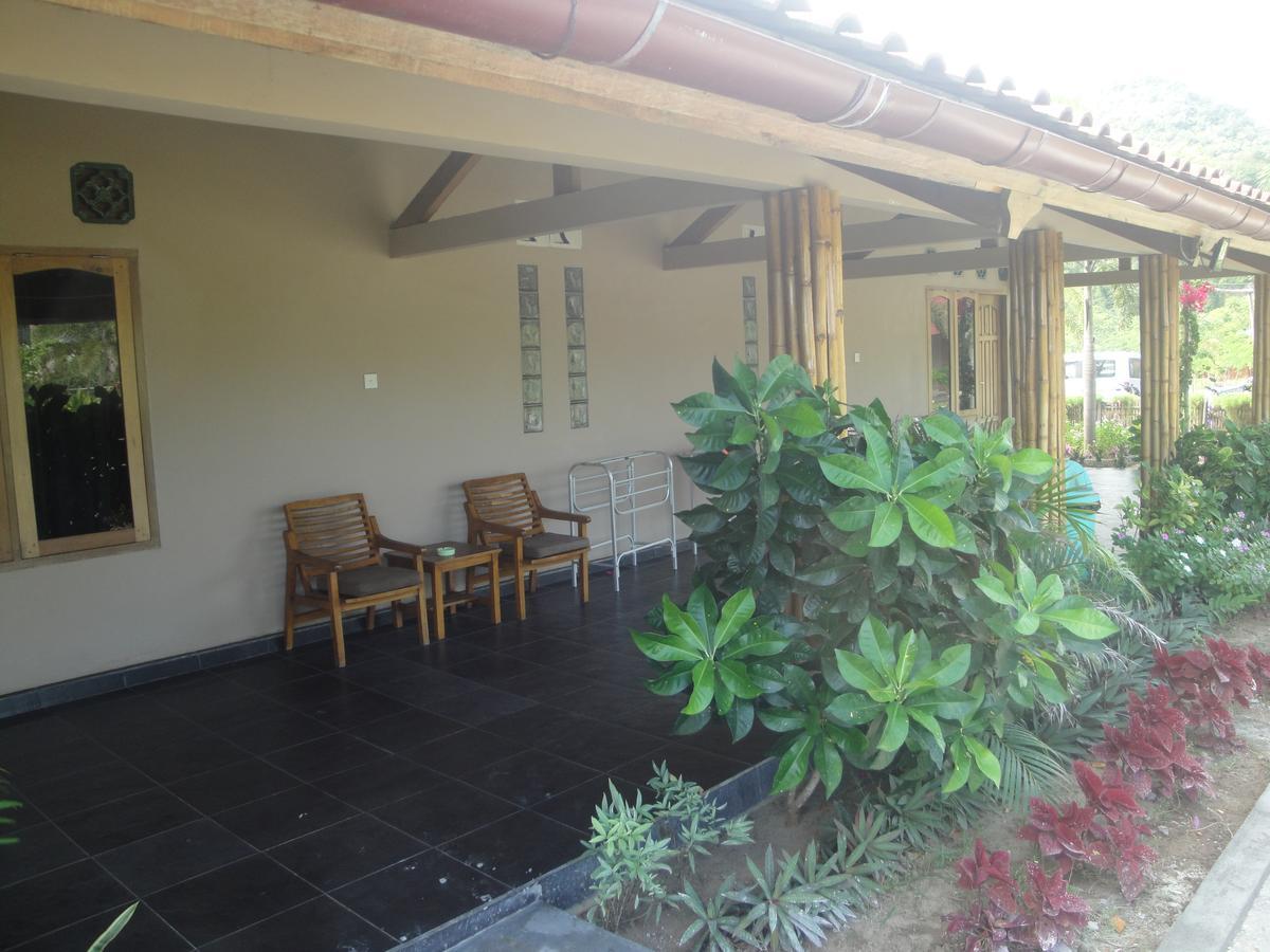 Villa Surga Sumbawa Sekongkang Eksteriør billede