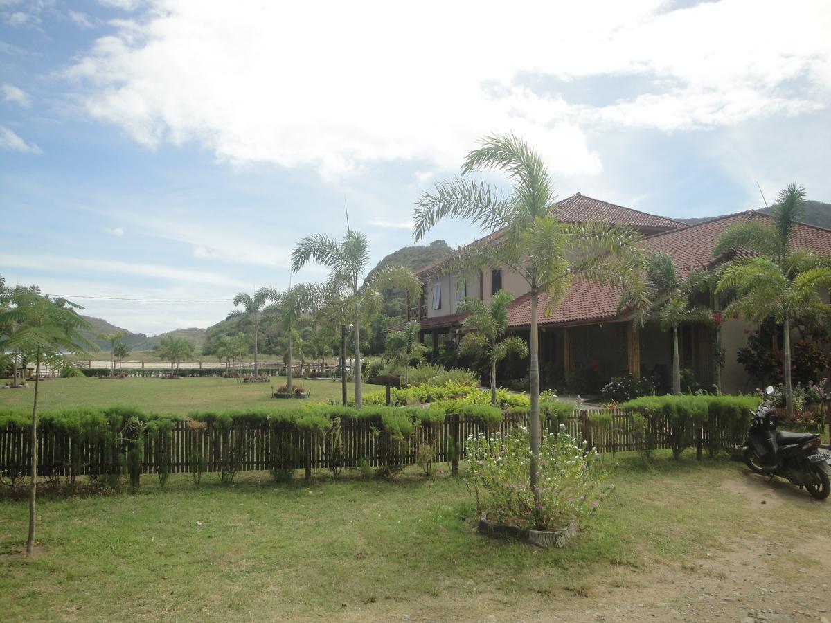 Villa Surga Sumbawa Sekongkang Eksteriør billede